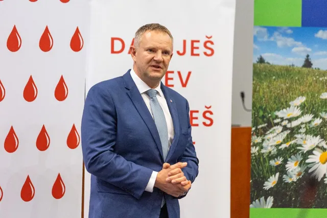 Slavnostní předávání Zlatého kříže ČČK 2. třídy pro bezpříspěvkové dárce za 120 odběrů krve, které proběhlo dne 13.10.2026