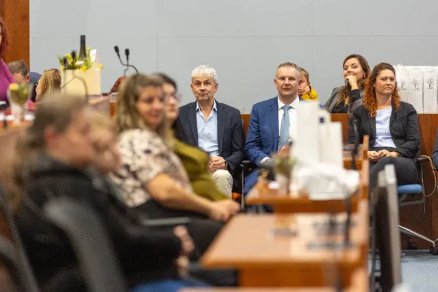 Slavnostní předávání Zlatého kříže ČČK 2. třídy pro bezpříspěvkové dárce za 120 odběrů krve, které proběhlo dne 13.10.2026